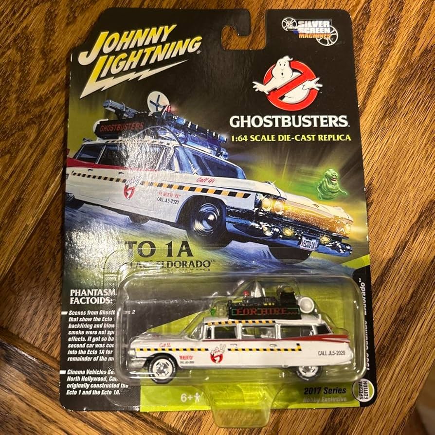 ゴーストバスターズ　ECTO-1 ジョニーライトニング　GhostBusters Amazon.co.jp: ゴーストバスターズ ミニカー ジョニー